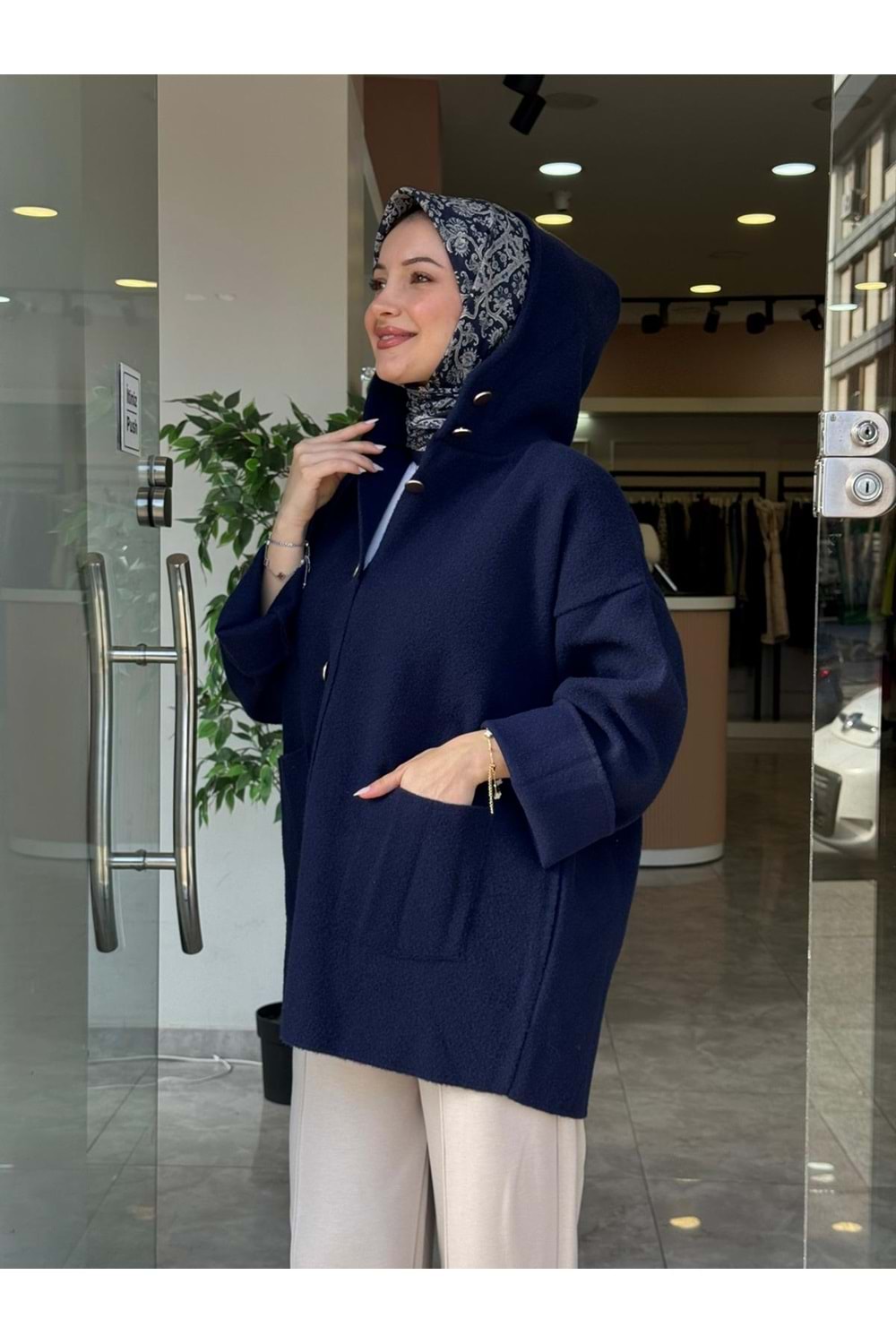 SERA ANGORA HIRKA - LACİ - STD